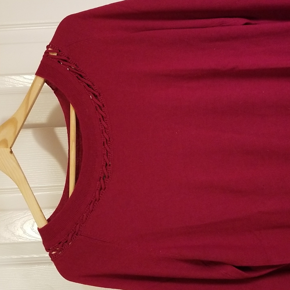 Aventura Red Crosshatch Detail Long Sleeve Shirt - M